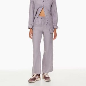Aritzia brand linen pants